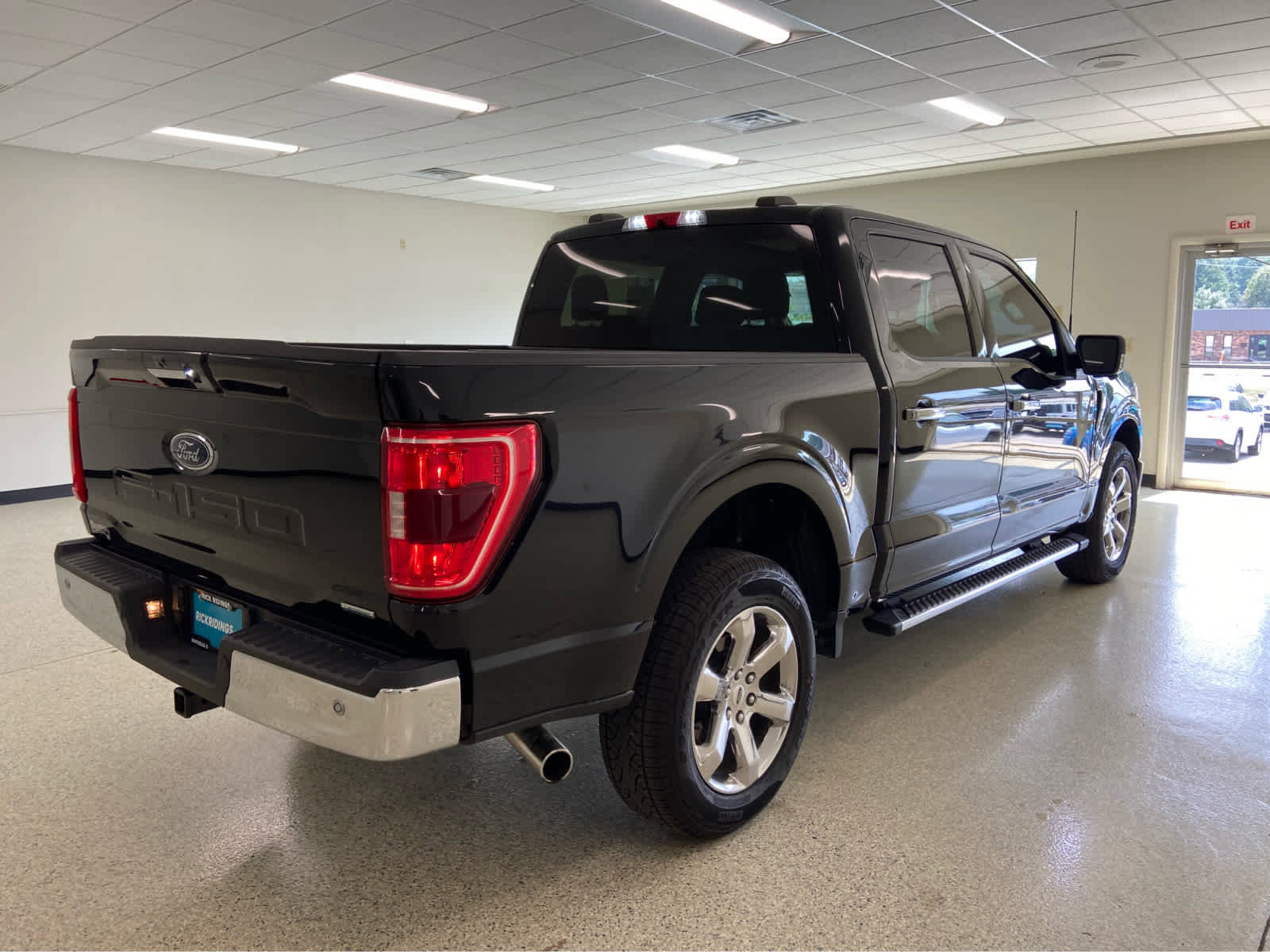 Used 2022 Ford F150 XLT w/ Equipment Group 302A High image 7