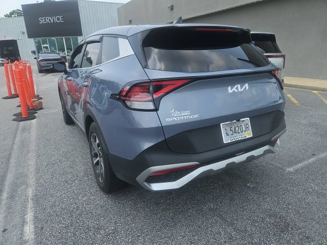 Certified 2023 Kia Sportage EX FWD image 3