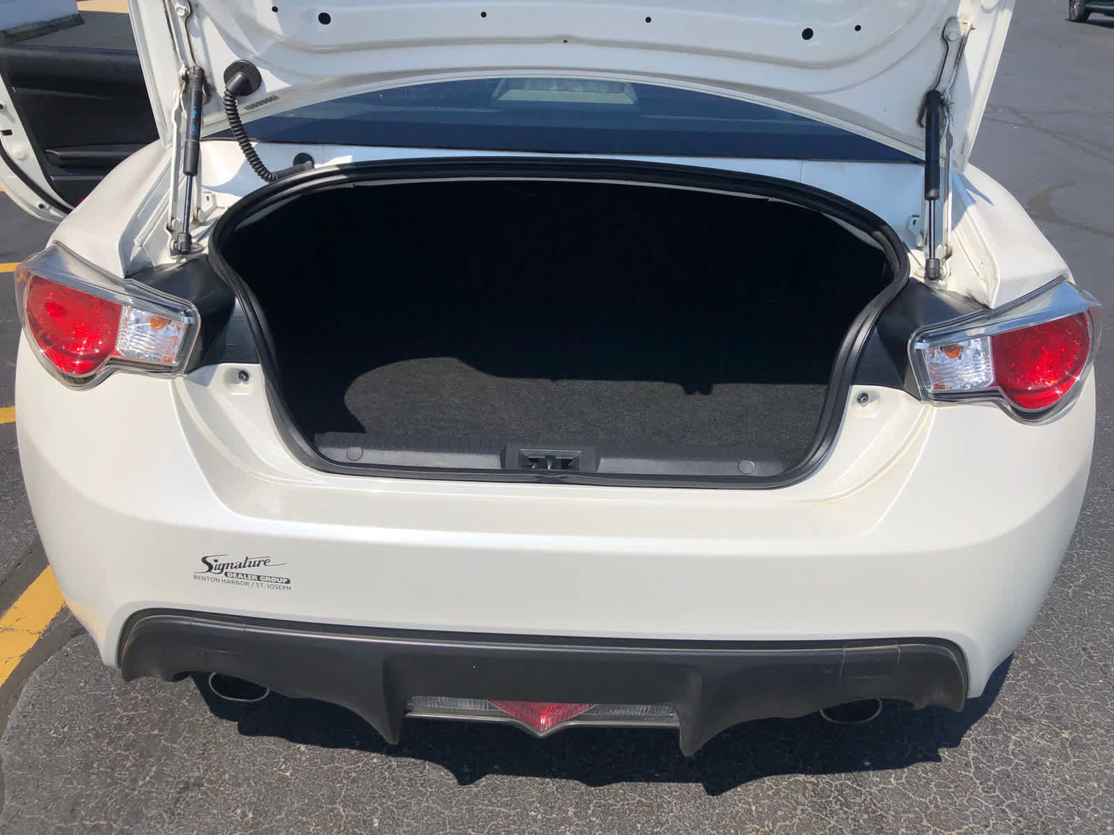 Used 2014 Scion FR-S RWD image 17