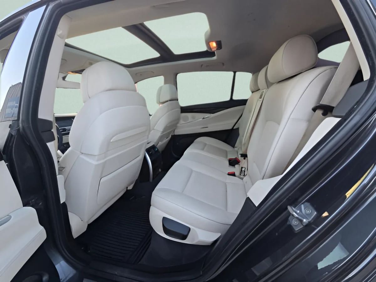 Used 2010 BMW 535i Gran Turismo RWD image 32