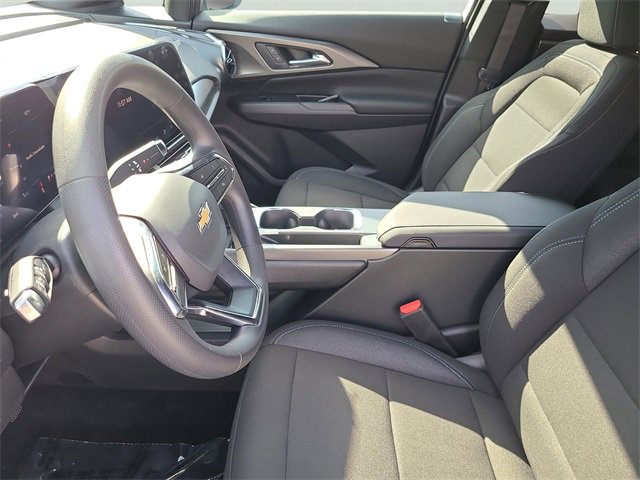 New 2026 Chevrolet Equinox EV LT image 22