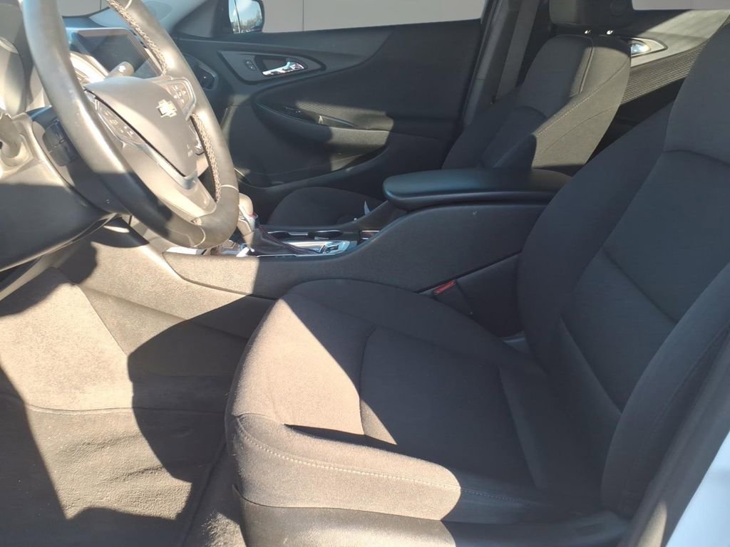 Used 2023 Chevrolet Malibu RS image 12