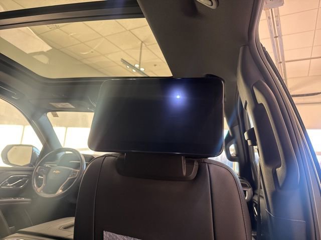 Certified 2024 Chevrolet Tahoe High Country w/ Advanced Technology Package image 15