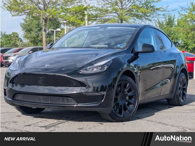 Used 2024 Tesla Model Y Long Range image 1