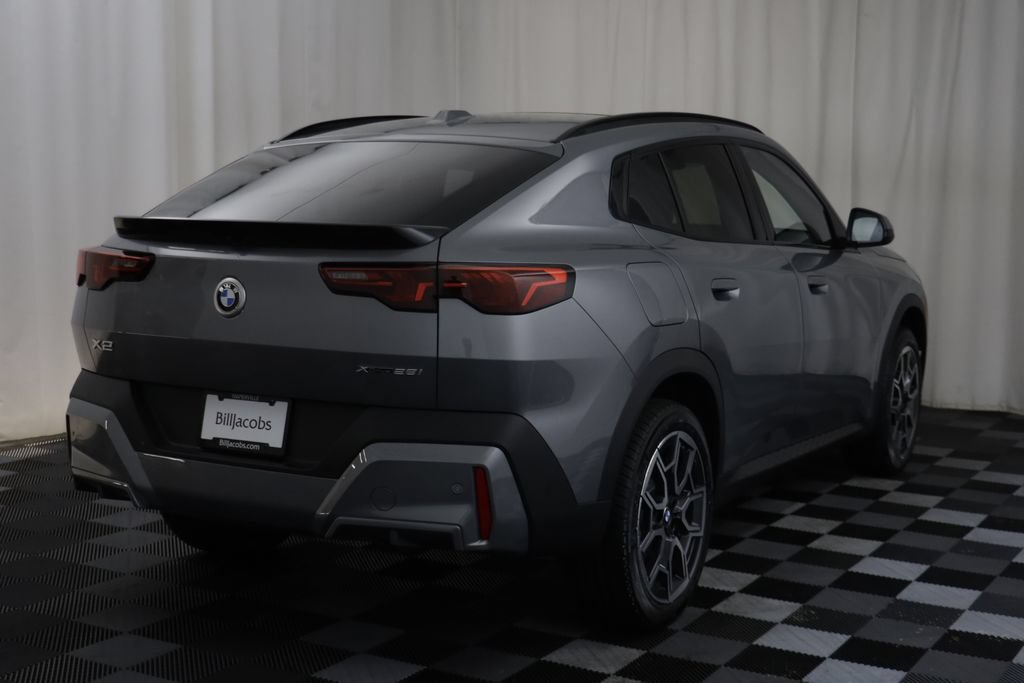 New 2026 BMW X2 xDrive28i w/ Convenience Package AWD/4WD image 17