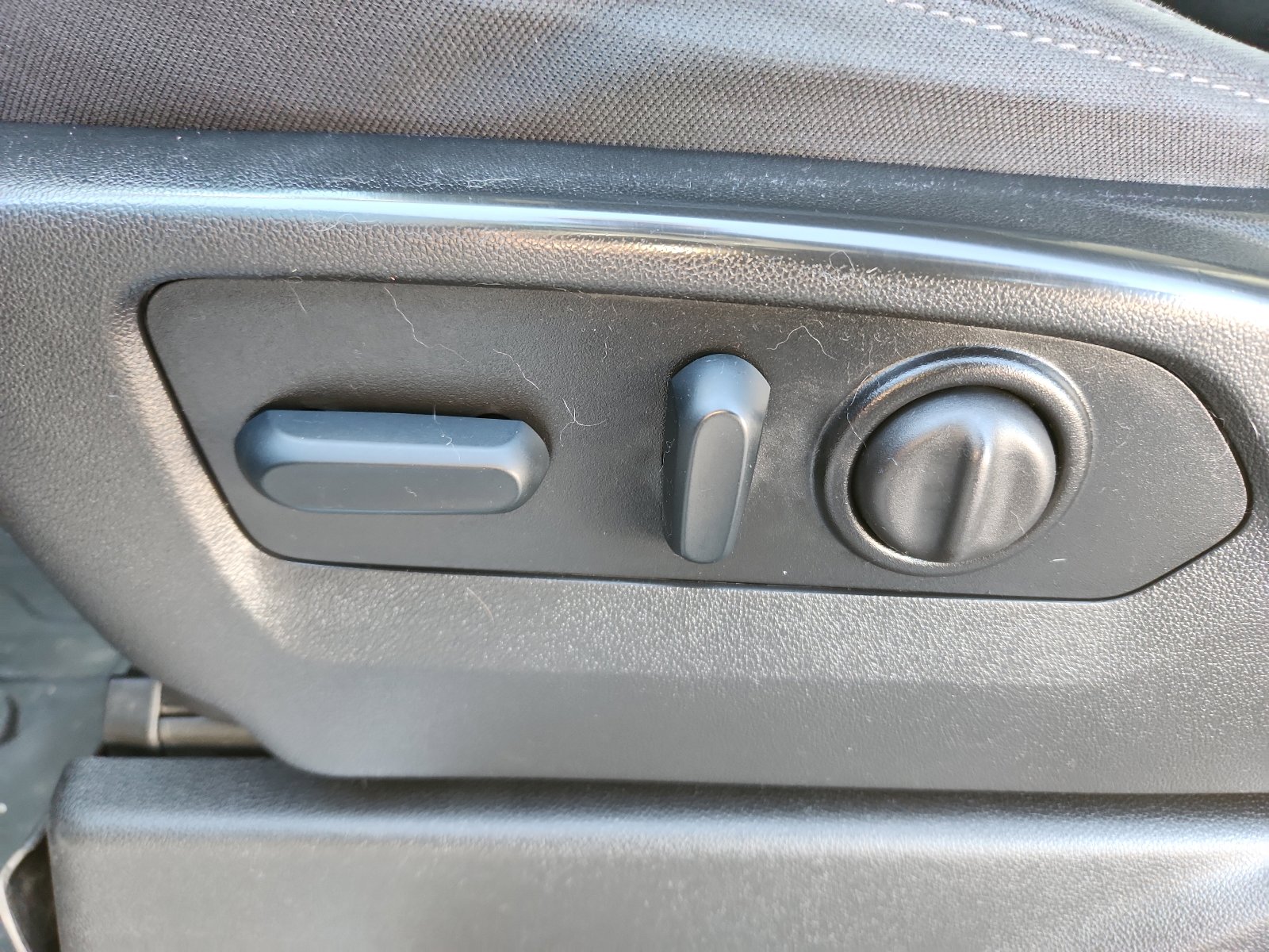 Used 2022 GMC Sierra 3500 SLE w/ SLE Convenience Package image 10