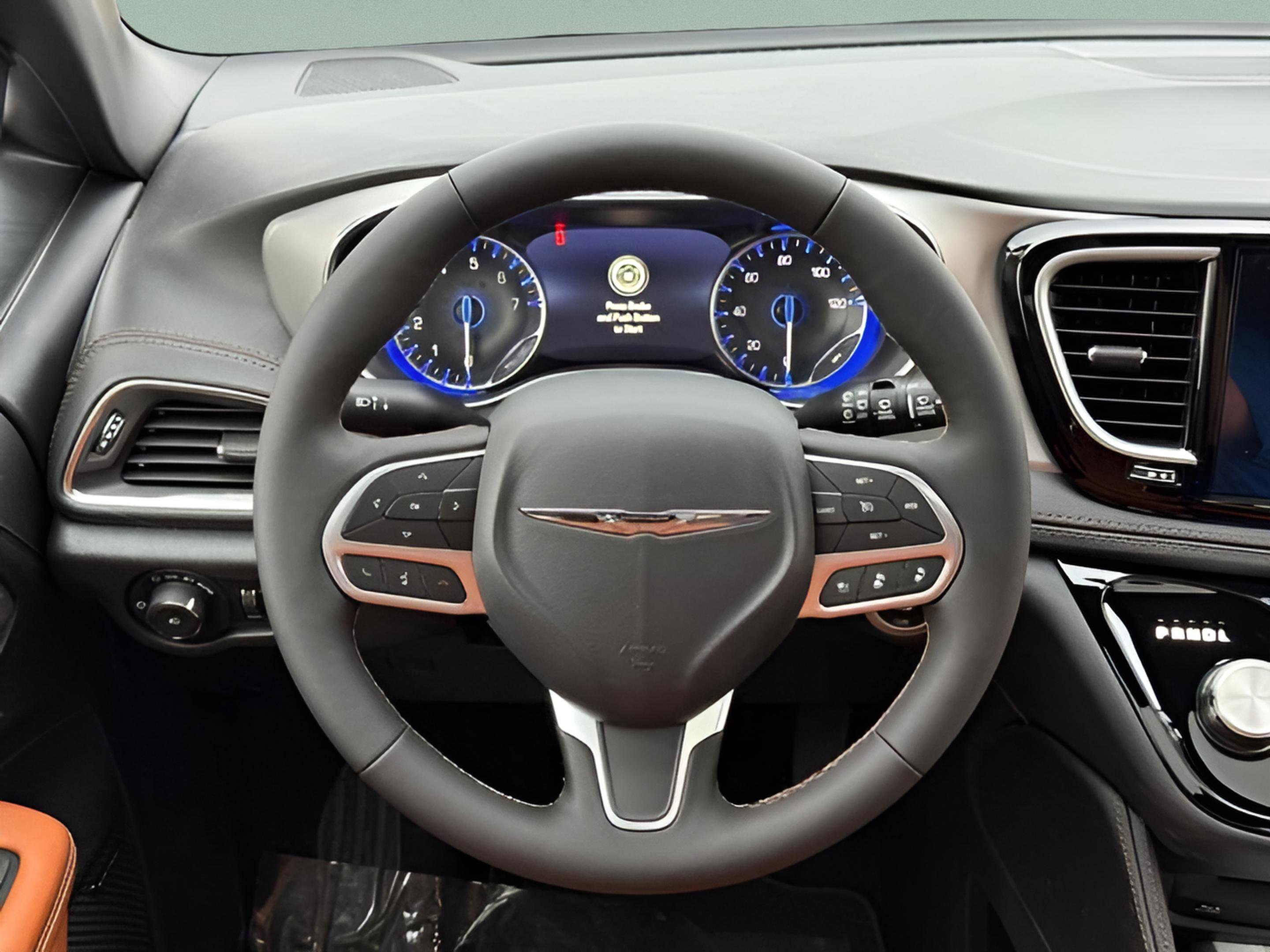 New 2026 Chrysler Pacifica Pinnacle image 17