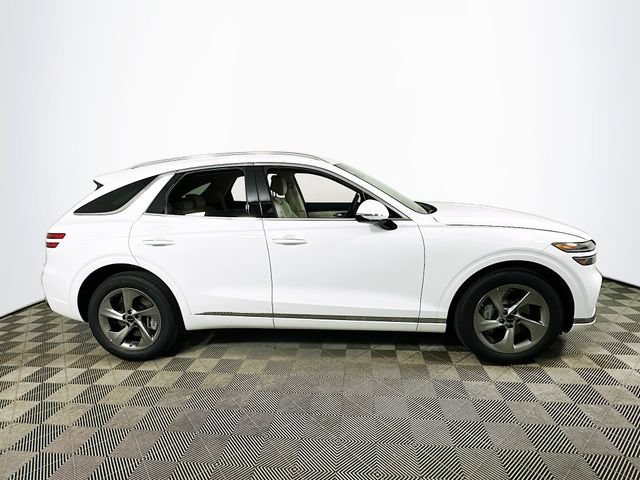 Certified 2026 Genesis GV70 2.5T Select AWD/4WD image 2