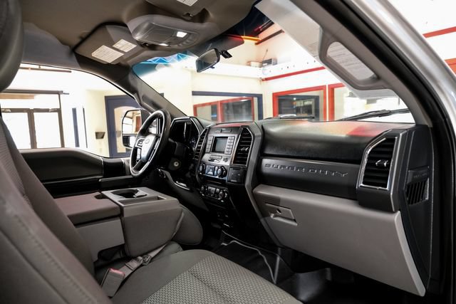 Used 2018 Ford F250 XLT AWD/4WD image 11