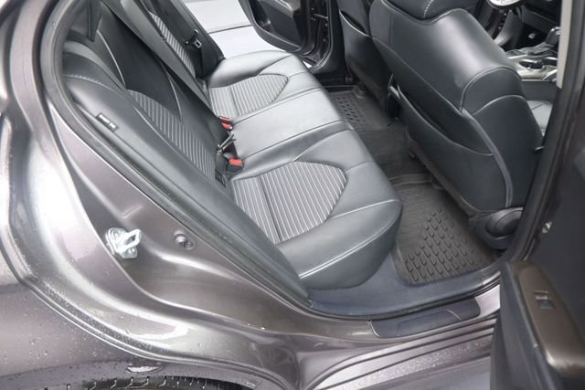 Used 2024 Toyota Camry SE FWD image 16