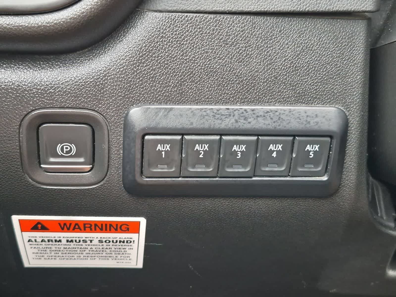 Used 2024 GMC Sierra 3500 Pro w/ Convenience Package AWD/4WD image 23