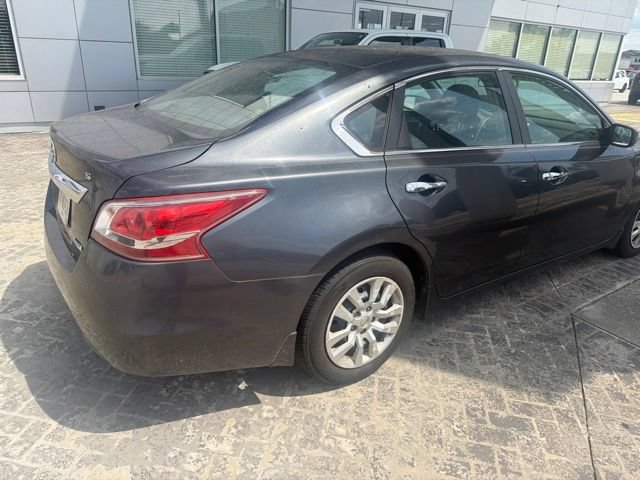 Used 2013 Nissan Altima 2.5 S FWD image 37