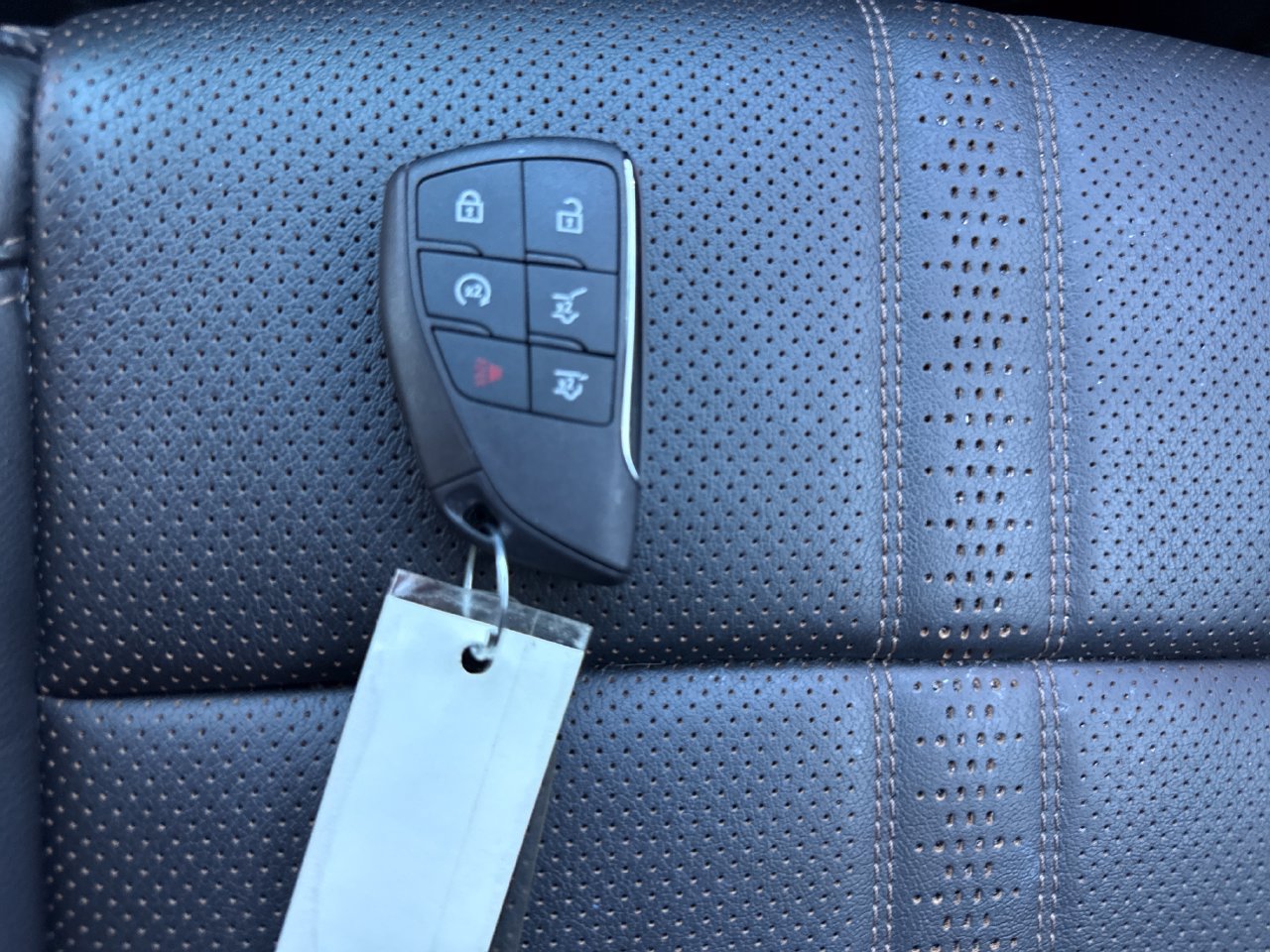 Used 2025 Chevrolet Suburban High Country AWD/4WD image 27