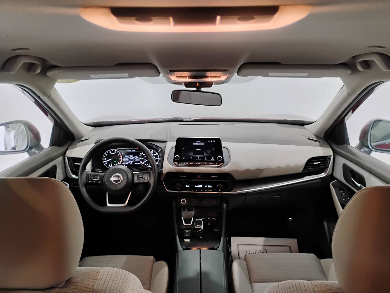Used 2023 Nissan Rogue SV FWD image 13