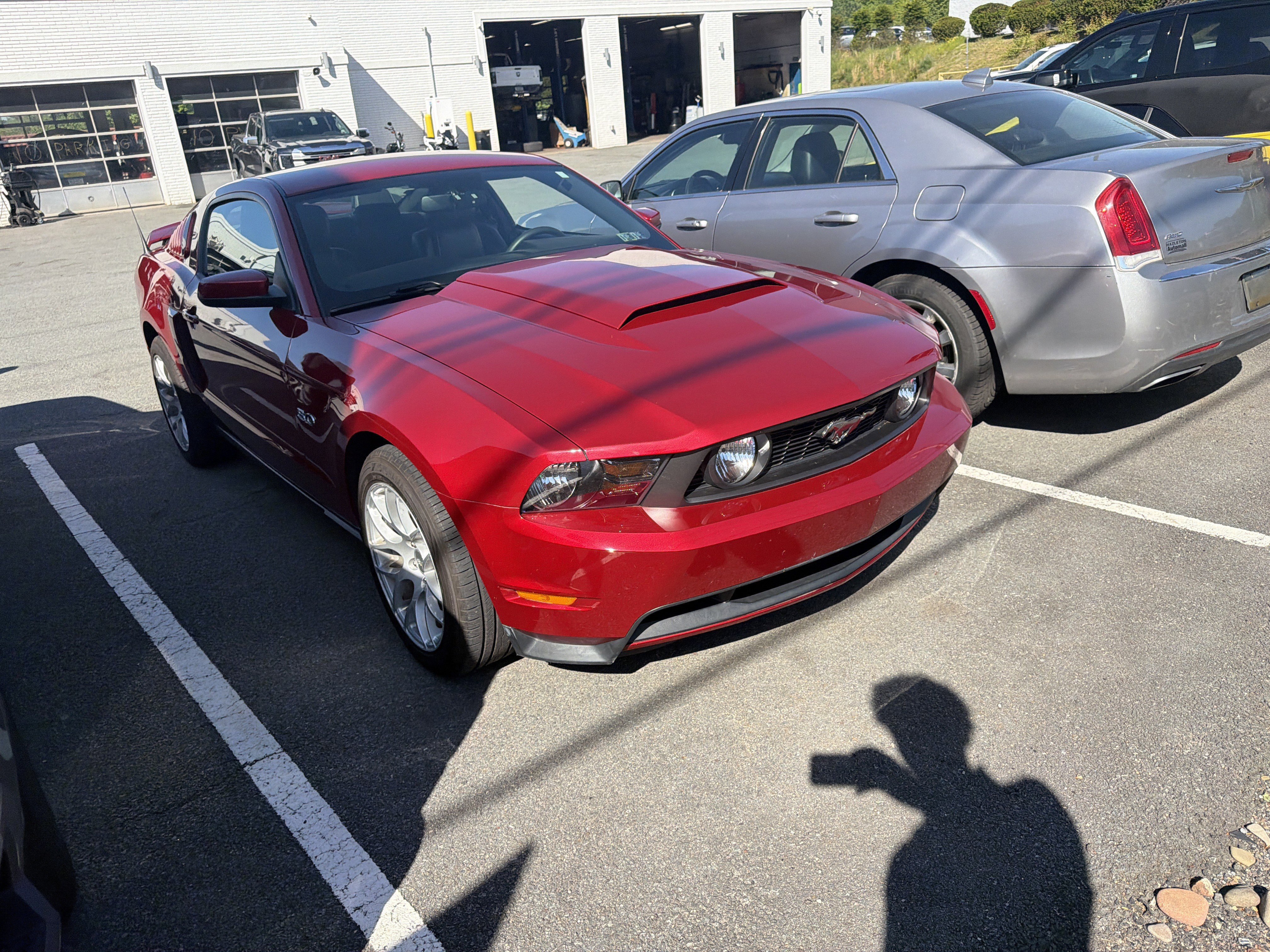 Used 2011 Ford Mustang GT Premium w/ GT Coupe Accessory Pkg 5 RWD image 2