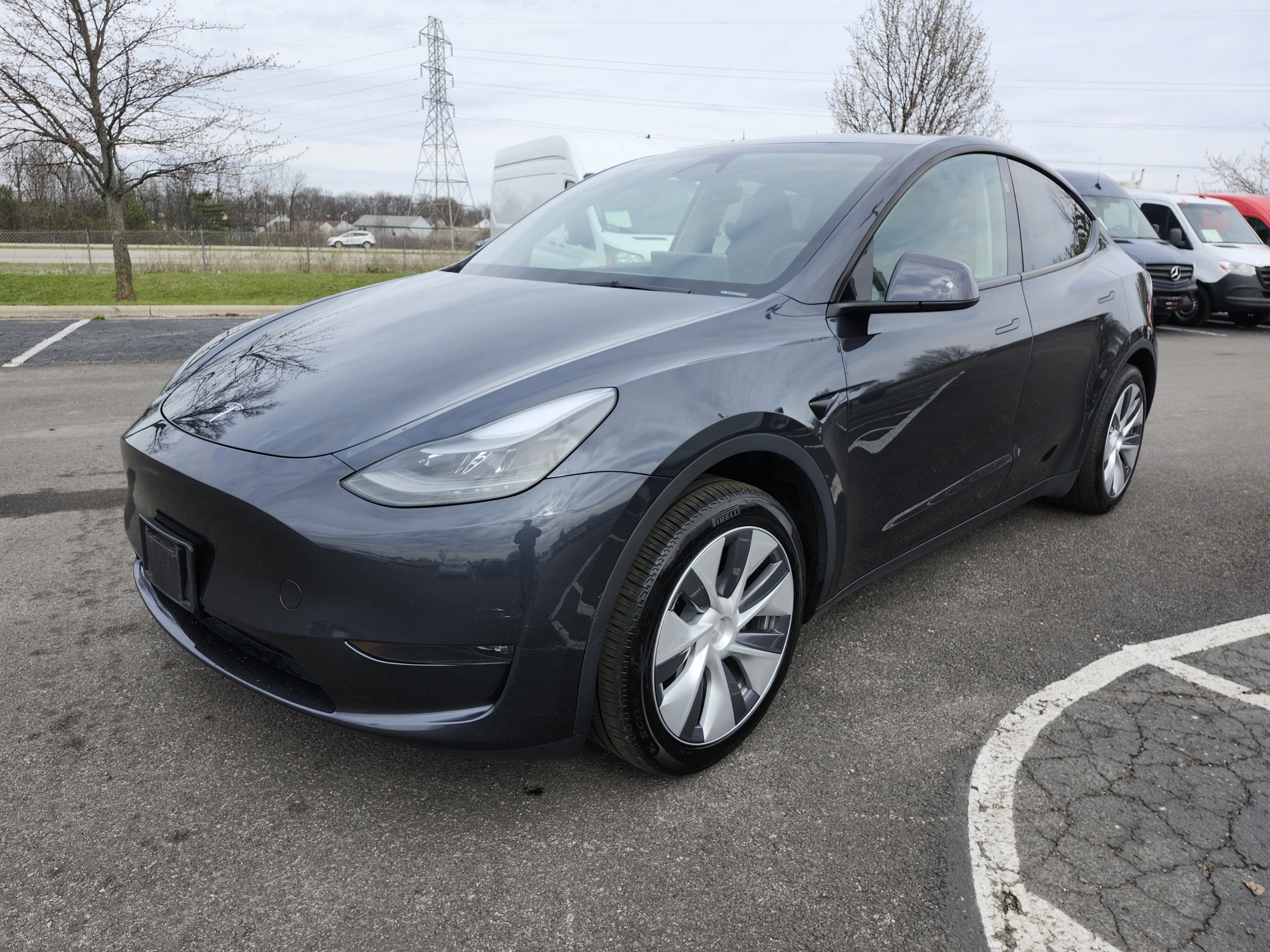 Used 2024 Tesla Model Y Long Range AWD/4WD image 13