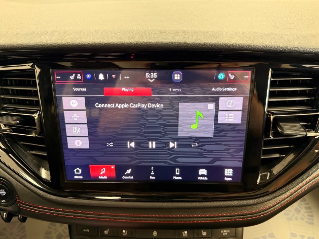 Used 2025 Dodge Durango GT AWD/4WD image 16