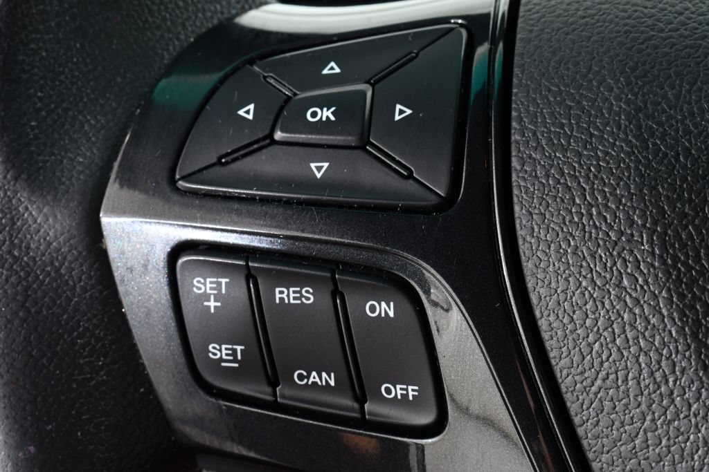 Used 2017 Ford Explorer XLT AWD/4WD image 33