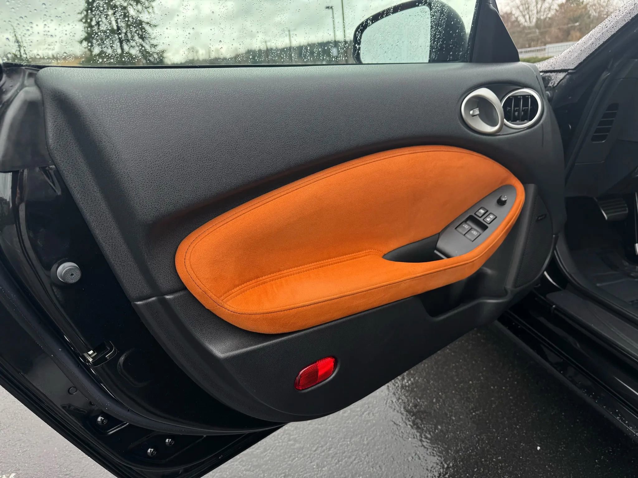 Used 2010 Nissan 370Z Touring image 20