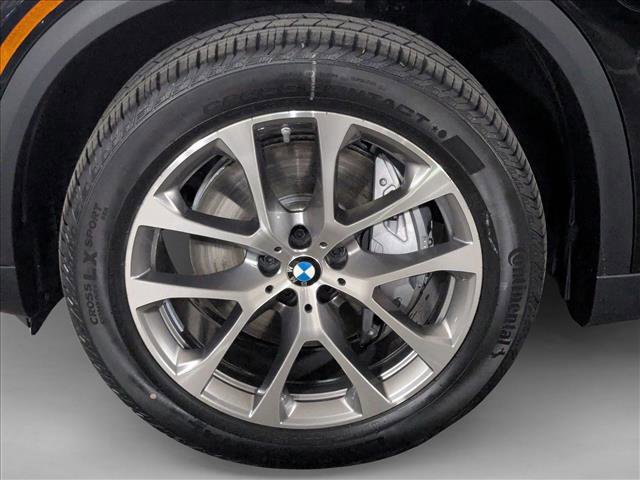 New 2026 BMW X5 xDrive50e w/ Premium Package image 10