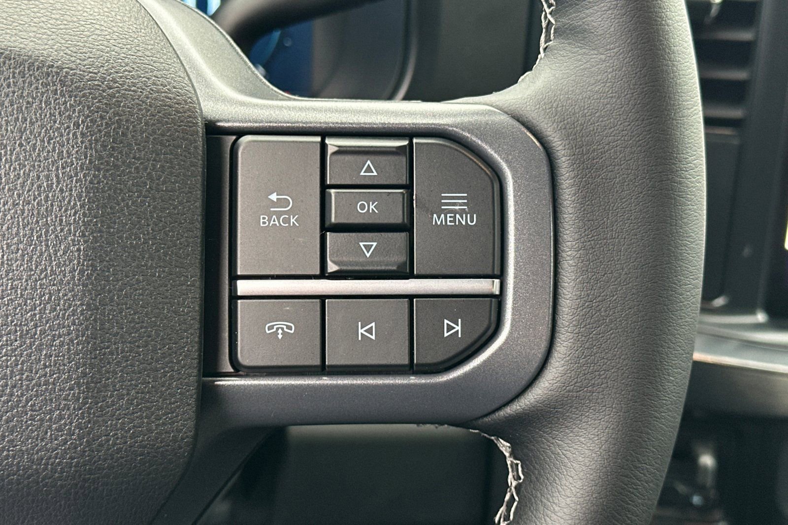 New 2026 Ford F350 Lariat w/ Black Appearance Package image 27