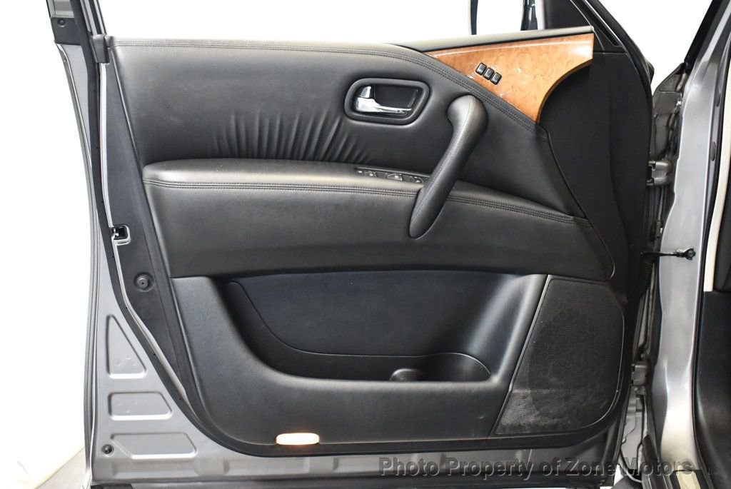 Used 2014 INFINITI QX80 4WD w/ Theater Package image 8