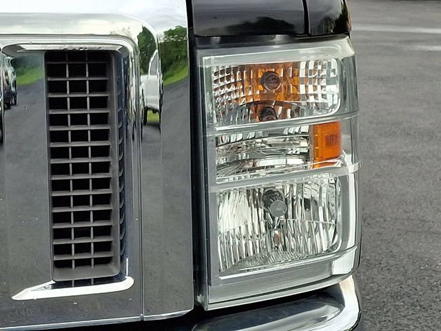 Used 2014 Ford E-150 and Econoline 150 w/ Power Group RWD image 15