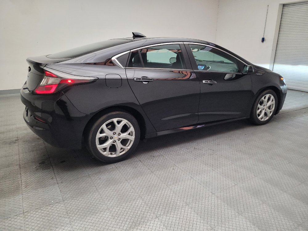 Used 2017 Chevrolet Volt Premier w/ Driver Confidence II Package FWD image 10