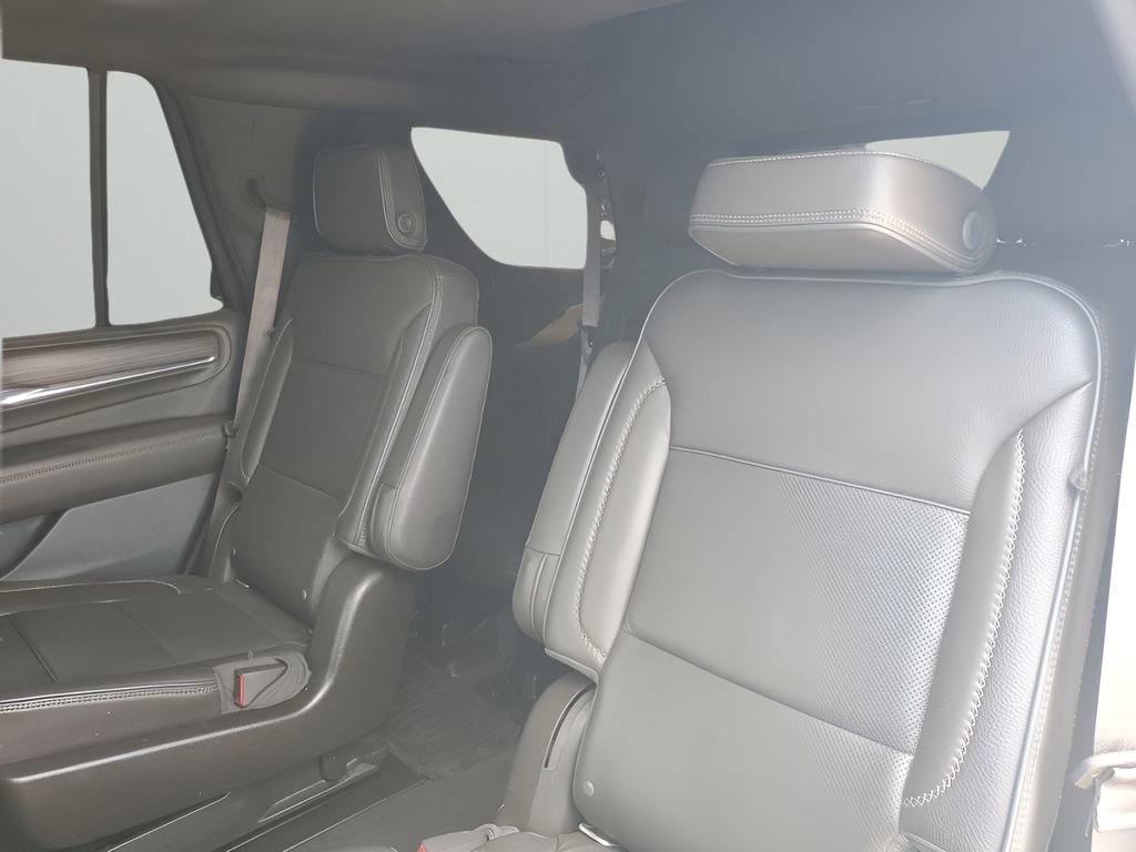 Used 2021 GMC Yukon Denali w/ Denali Ultimate Package image 18
