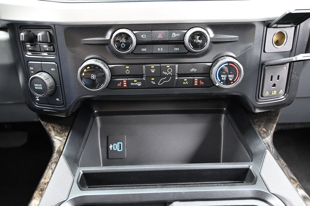 New 2026 Ford F250 XLT w/ XLT Premium Package AWD/4WD image 43