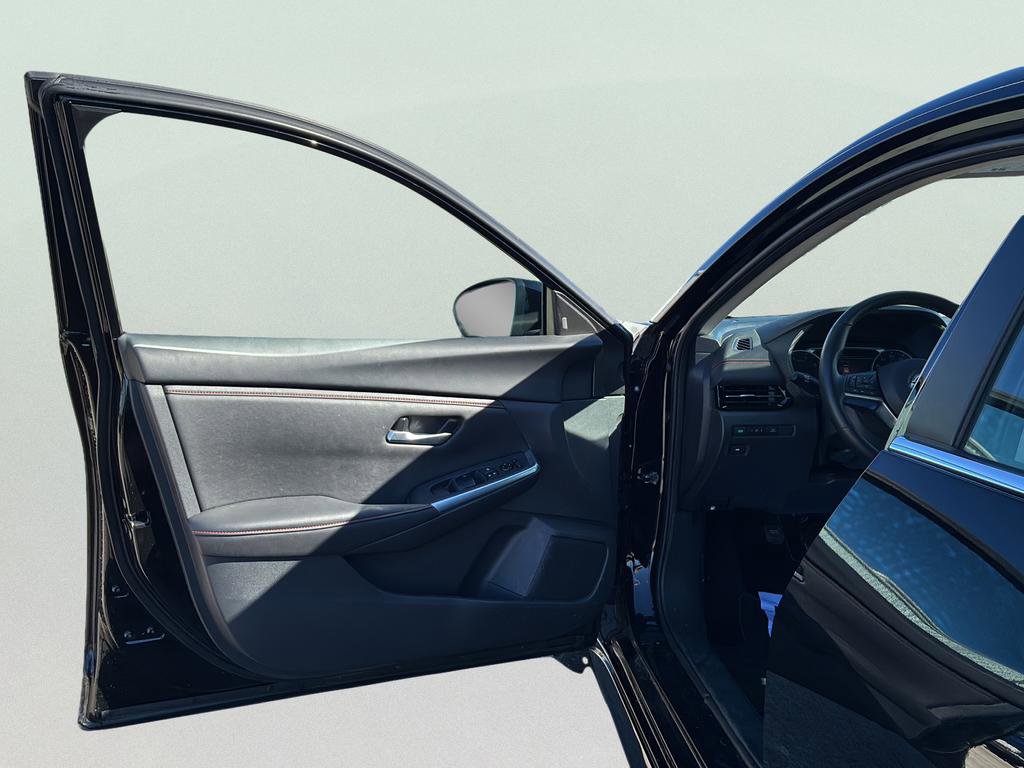 Used 2025 Nissan Sentra SR image 34