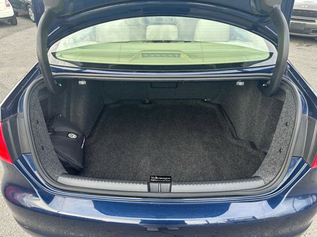 Used 2014 Volkswagen Jetta SE FWD image 14