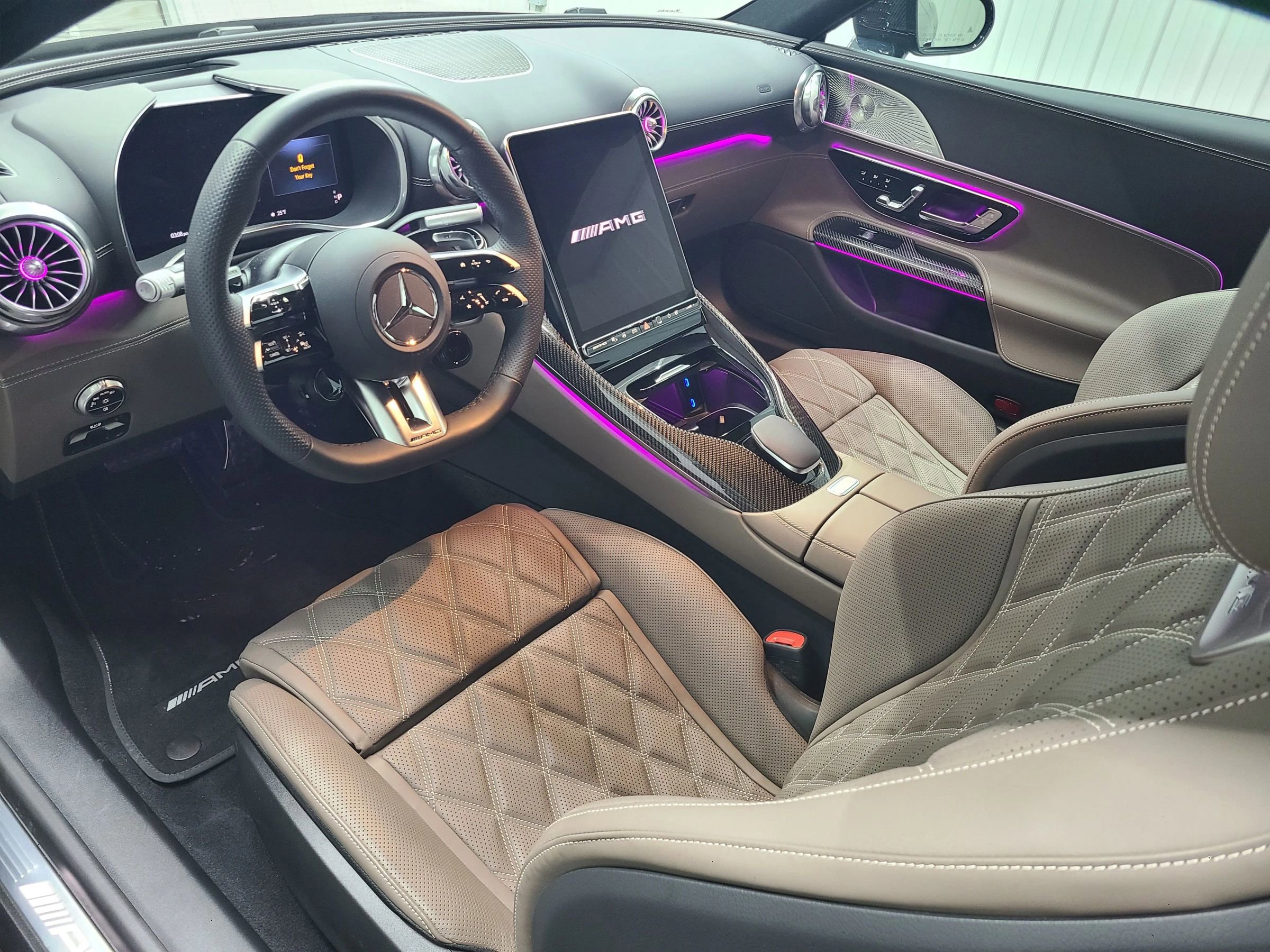 Used 2025 Mercedes-Benz SL 63 AMG S e Performance 4MATIC image 3