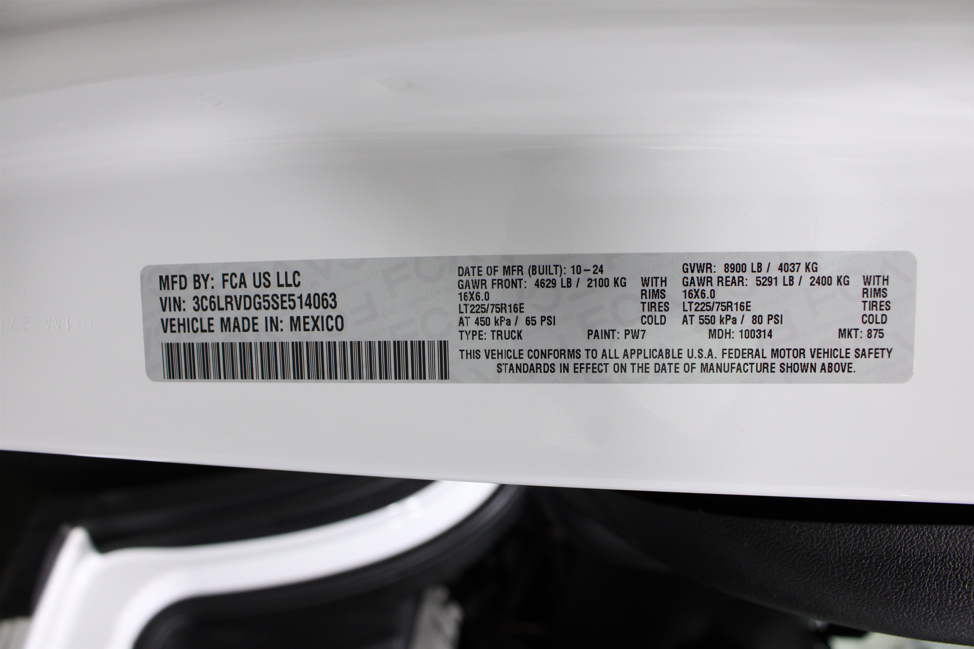 Used 2025 RAM ProMaster 2500 w/ Convenience Group FWD image 33