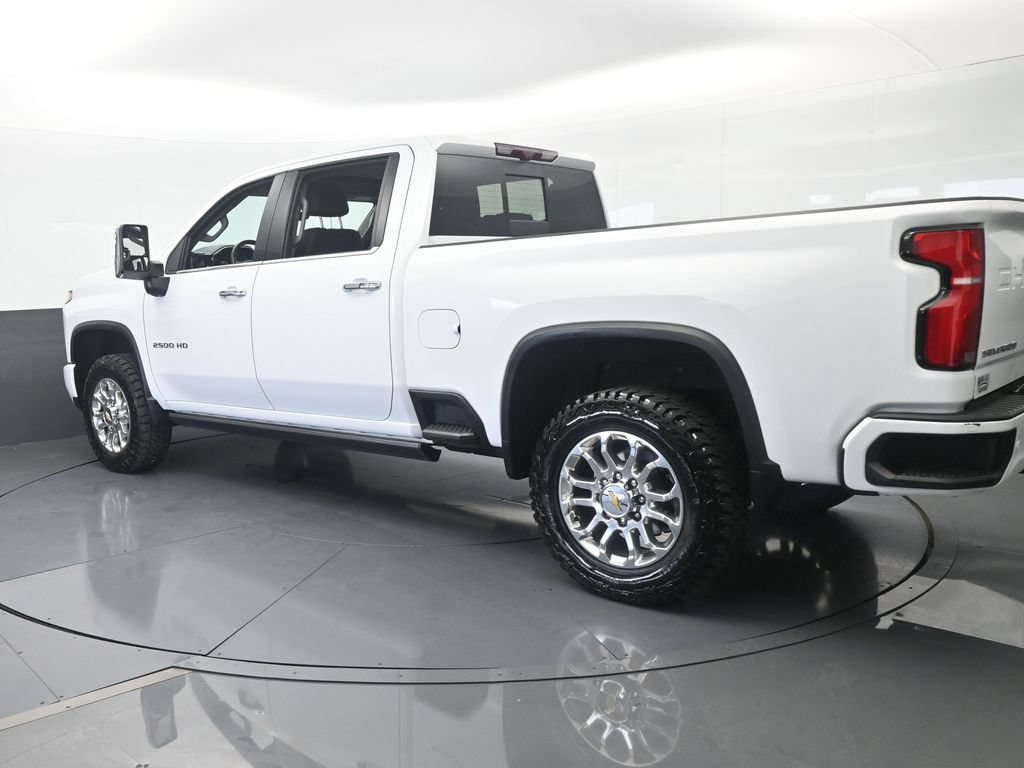 Used 2025 Chevrolet Silverado 2500 LTZ w/ Z71 Chrome Sport Edition AWD/4WD image 4