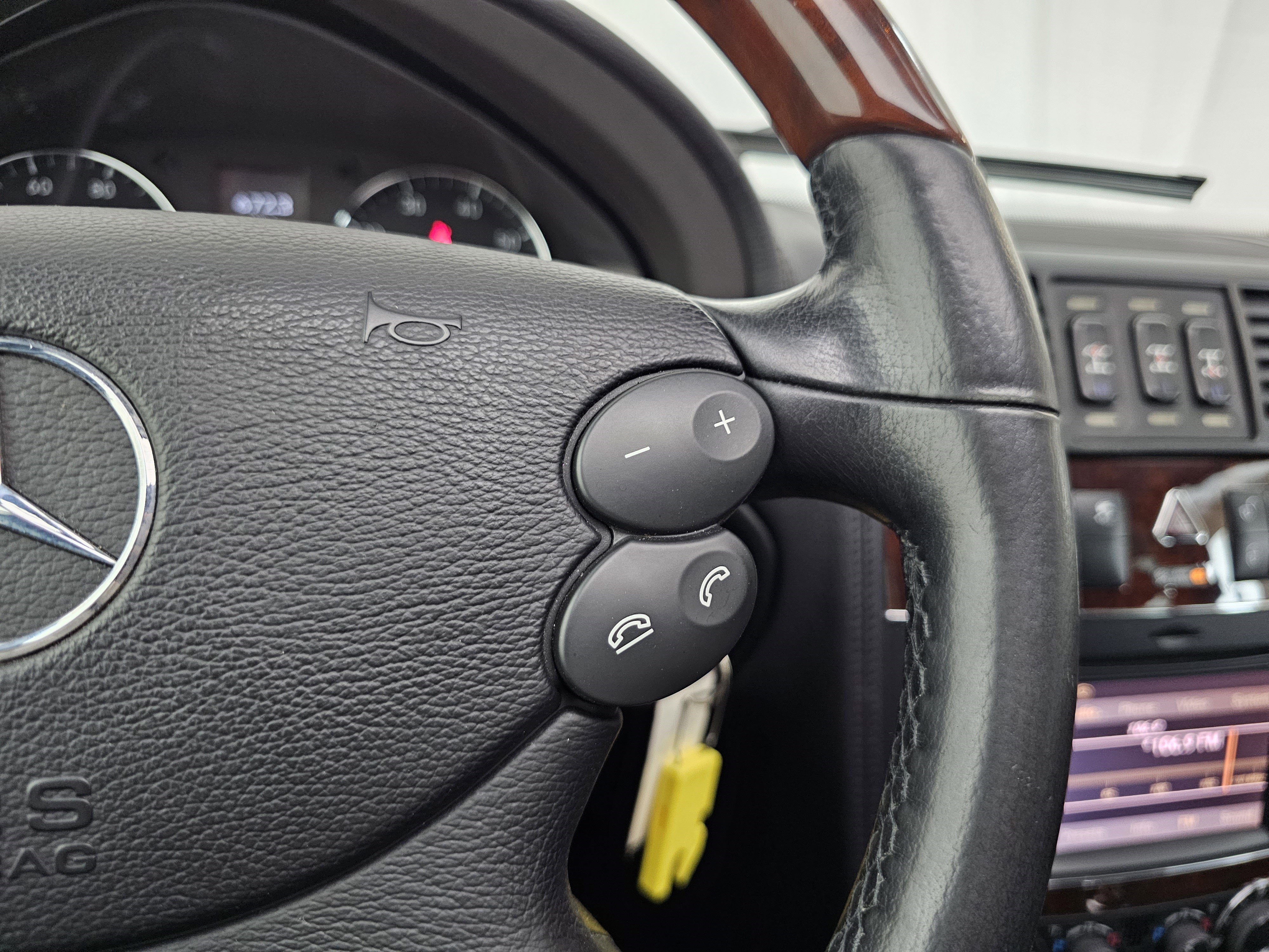 Used 2012 Mercedes-Benz G 550 image 41