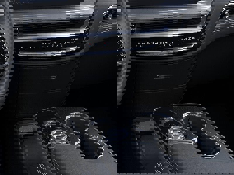 New 2025 Cadillac Lyriq Luxury w/ LPO, Floor Liner Package image 23