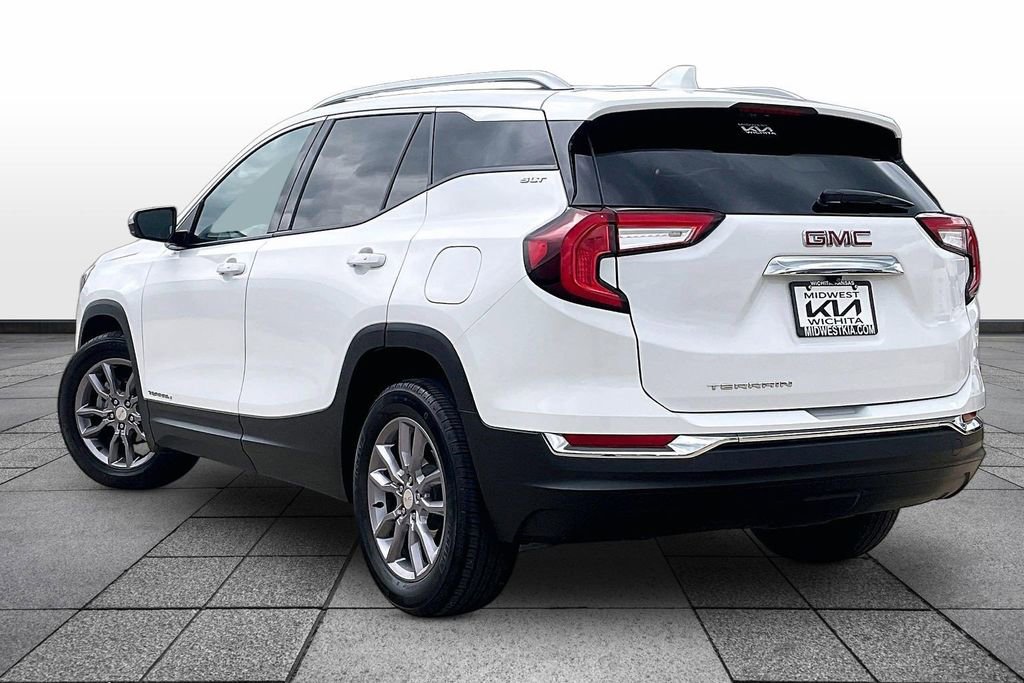 Used 2023 GMC Terrain SLT FWD image 12