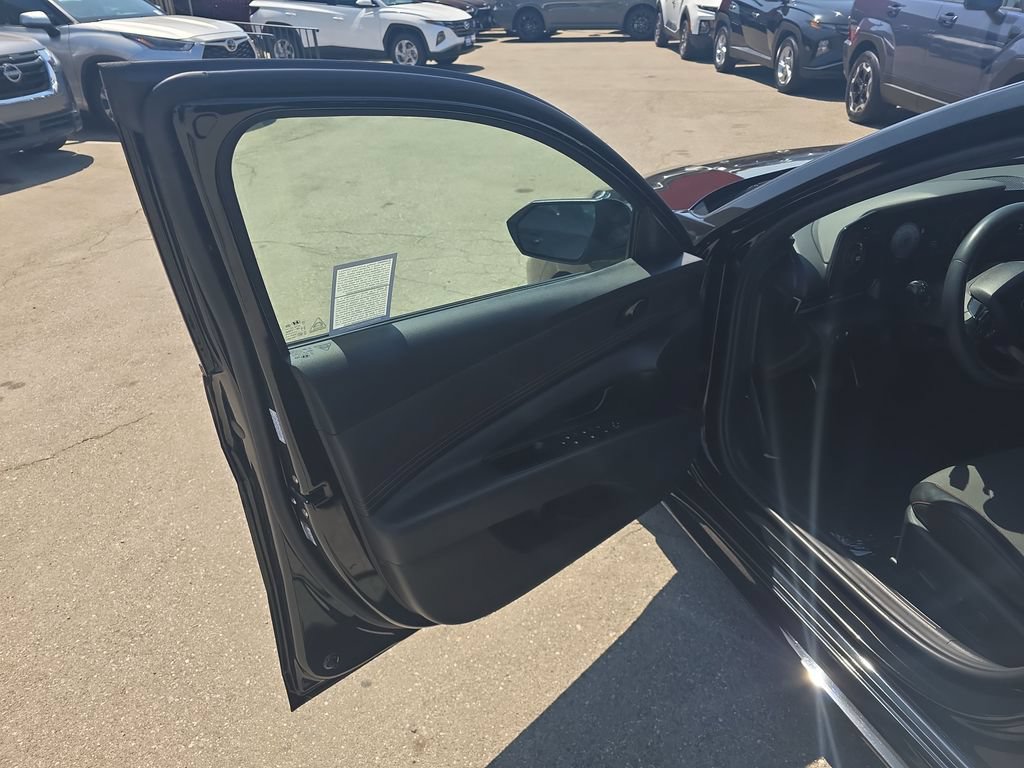 Certified 2024 Hyundai Elantra N Line FWD image 10