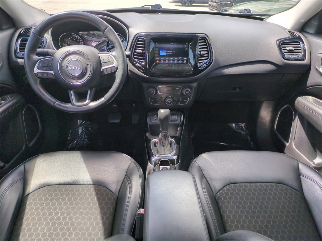 Certified 2021 Jeep Compass Latitude image 17