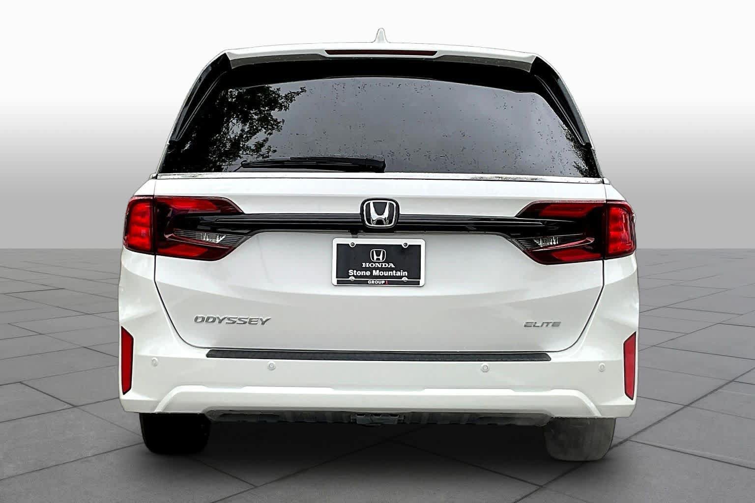 New 2027 Honda Odyssey Elite image 4