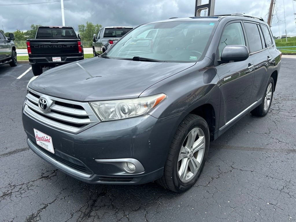 Used 2012 Toyota Highlander Limited w/ Tow Pkg AWD/4WD image 9