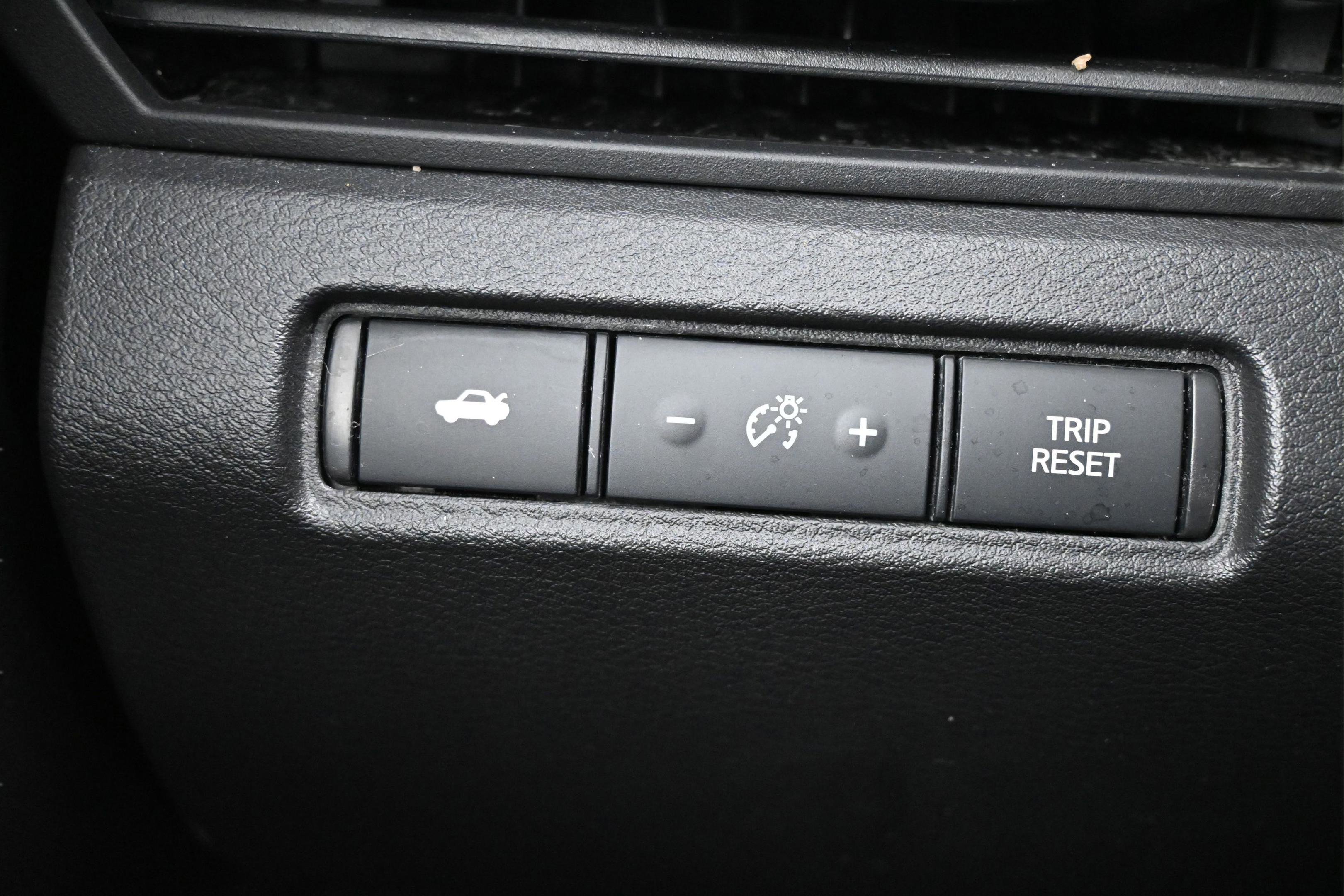 Used 2023 Nissan Altima 2.5 SR FWD image 28