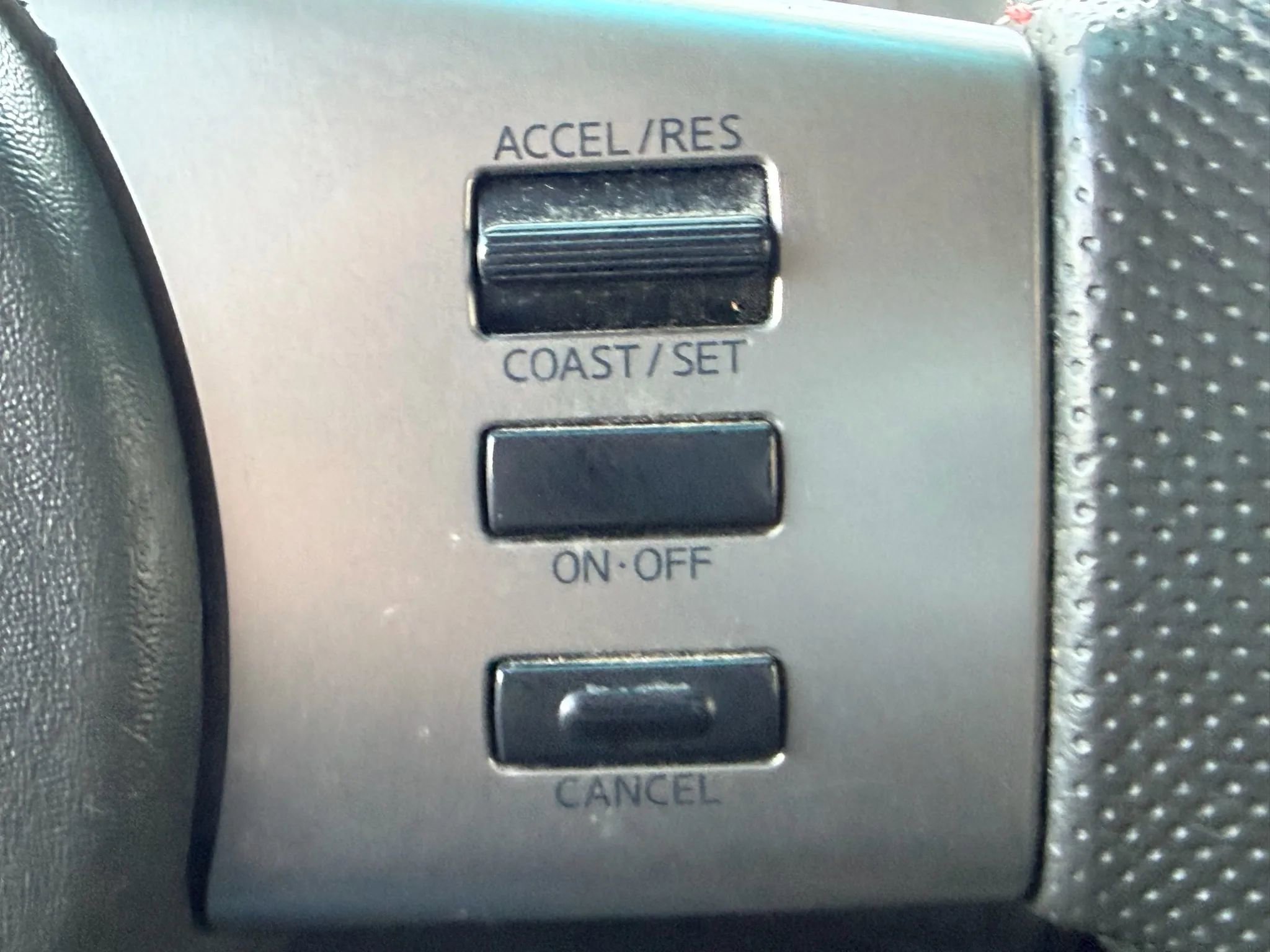 Used 2012 Nissan Frontier PRO-4X image 21