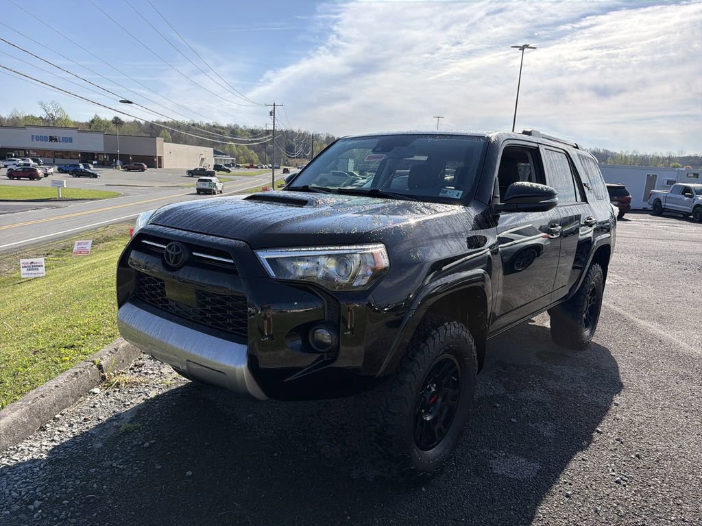 Used 2020 Toyota 4Runner TRD Off-Road Premium w/ Moonroof Package AWD/4WD image 1