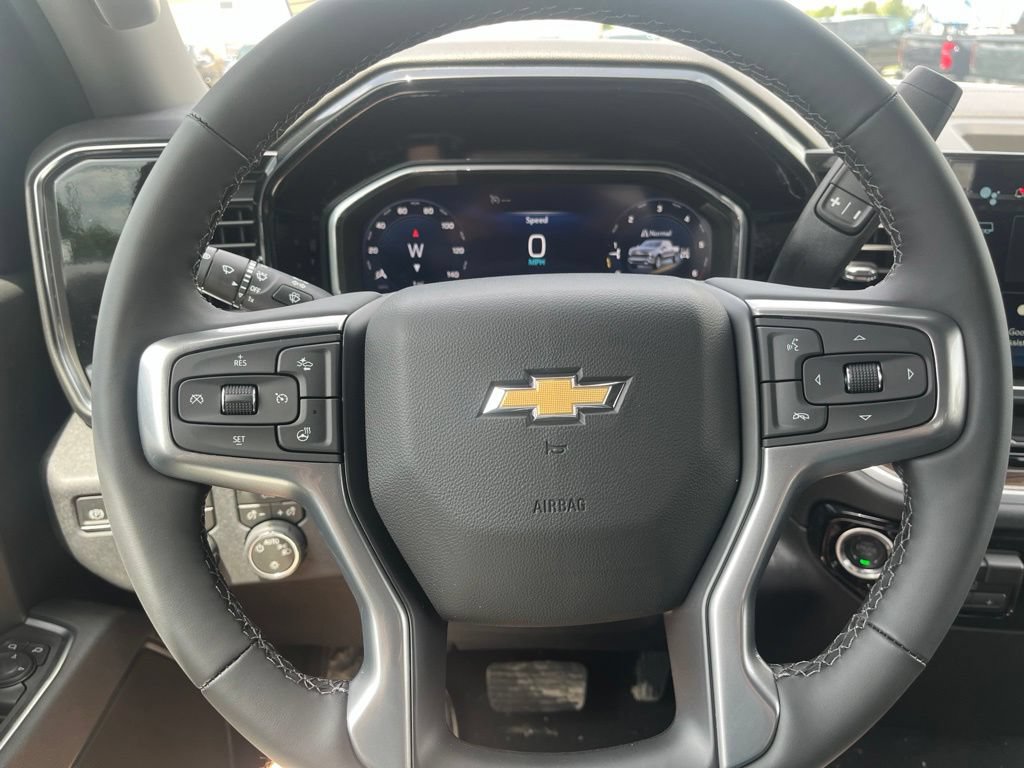New 2026 Chevrolet Silverado 1500 LT AWD/4WD image 18