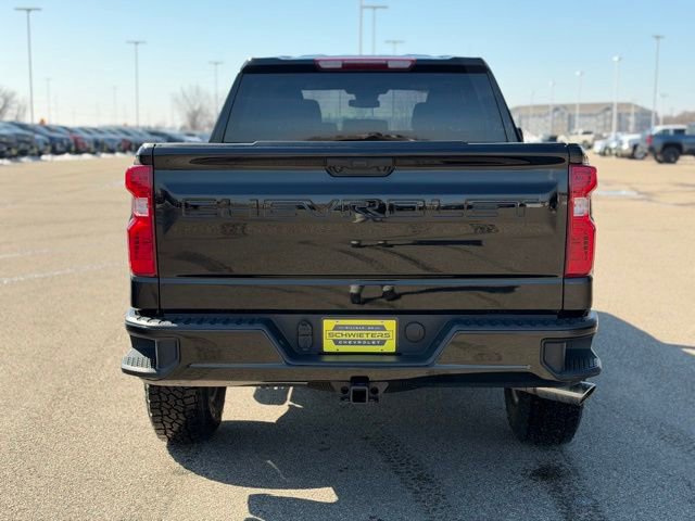Used 2025 Chevrolet Silverado 1500 Custom Trail Boss AWD/4WD image 5