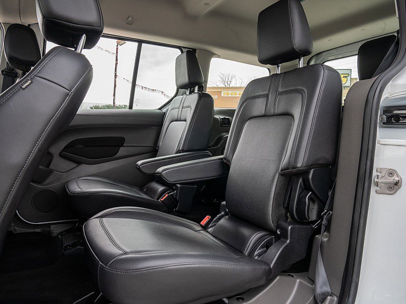 Used 2022 Ford Transit Connect XL image 13