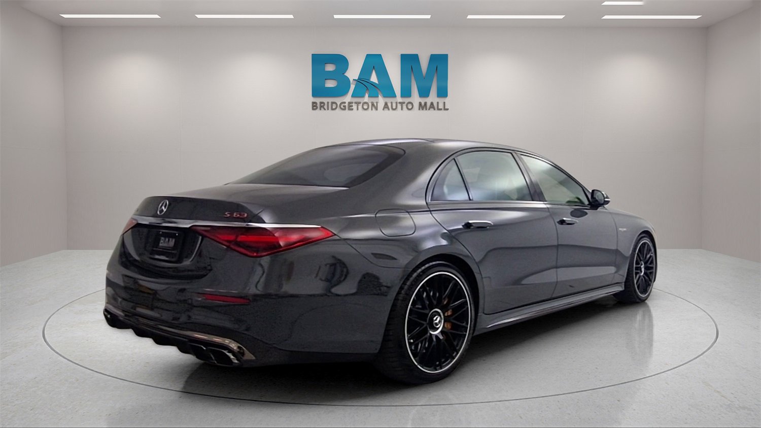Used 2025 Mercedes-Benz S 63 AMG S image 7