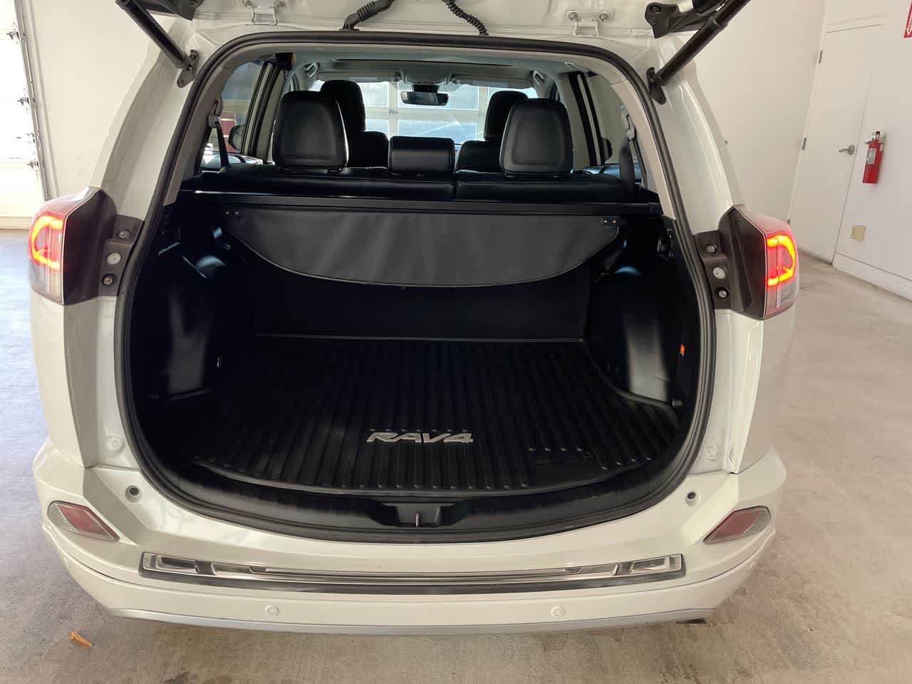 Used 2017 Toyota RAV4 Platinum w/ All Weather Liner Package AWD/4WD image 23